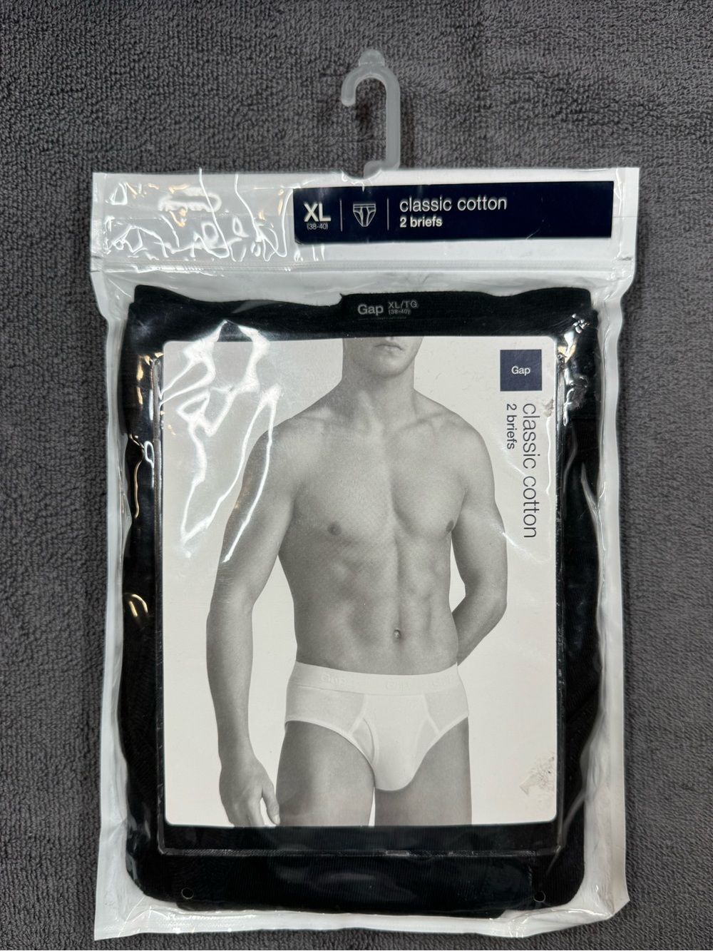 2 pack men's Gap low rise briefs